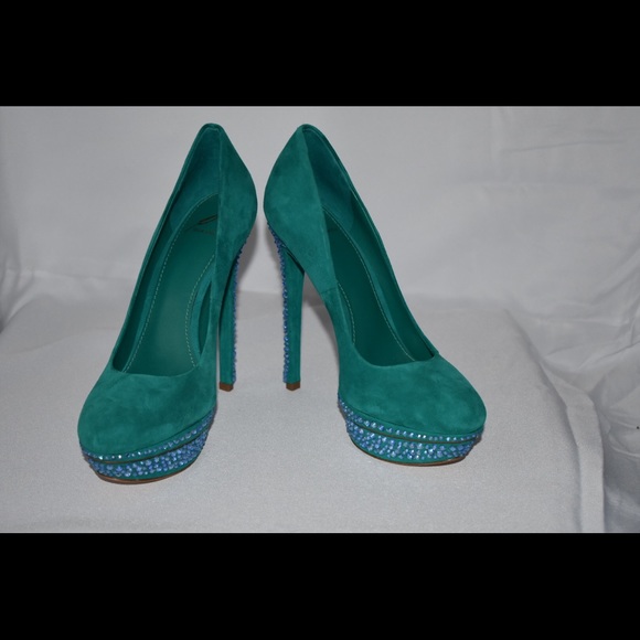 Brian Atwood crystal studded high heels - Picture 2 of 7